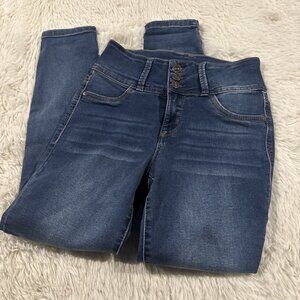 Wallflower womens The Sassy High Rise jeans 5 short strertch medium skinny